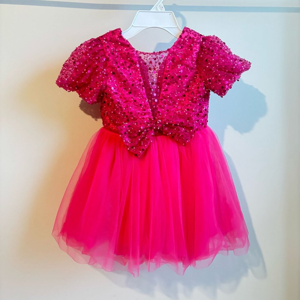 Puff sleeve girls smock flower dress.😍 NEW